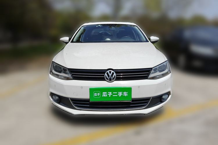 Used Volkswagen Sagitar 2012 1.4TSI Automatic Luxury Edition Front