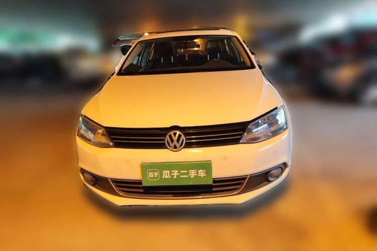 Used Volkswagen Sagitar 2012 1.4TSI Automatic Luxury Edition Front