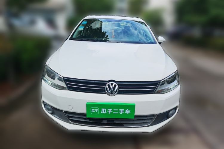Used Volkswagen Sagitar 2012 1.6L Automatic Comfort Edition Front