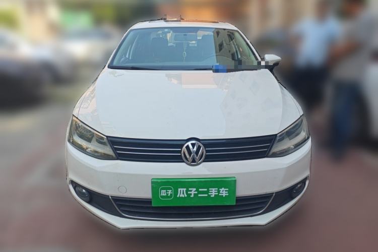 Used Volkswagen Sagitar 2012 1.6L Automatic Comfort Edition Front