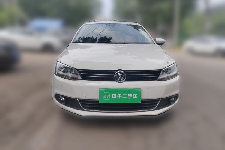 Used Volkswagen Sagitar 2012 1.4TSI Automatic Luxury Edition Front