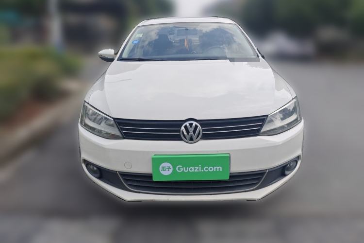 Used Volkswagen Sagitar 2012 1.6L Manual Comfort Model Front