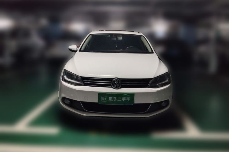Used Volkswagen Sagitar 2012 1.6L Automatic Comfort Edition Front