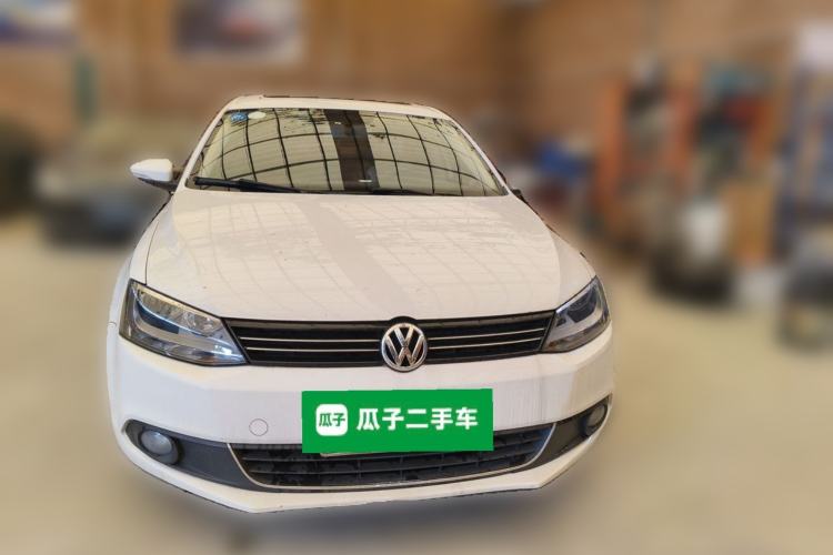 Used Volkswagen Sagitar 2012 1.6L Automatic Comfort Edition Front