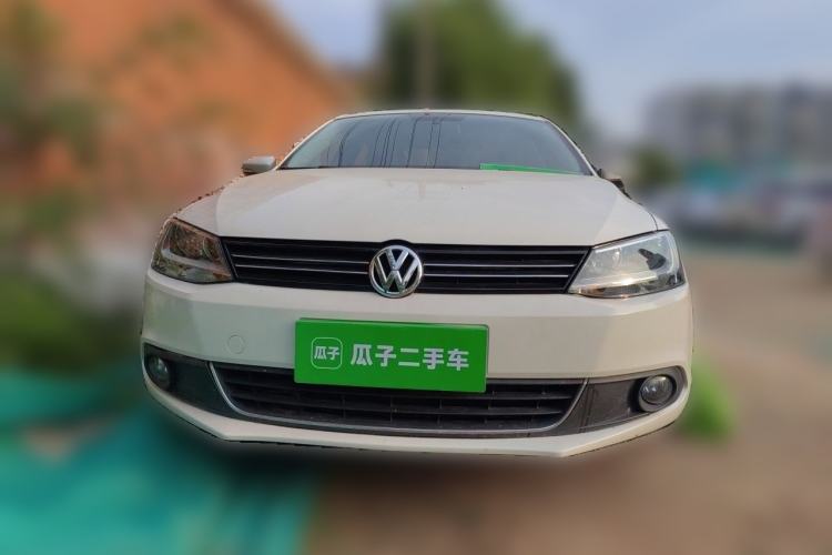 Used Volkswagen Sagitar 2012 1.6L Manual Comfort Model Front