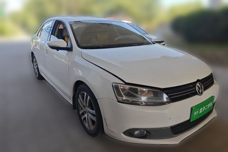 Used Volkswagen Sagitar 2012 1.6L Automatic Comfort Edition Front Right 45 Deg