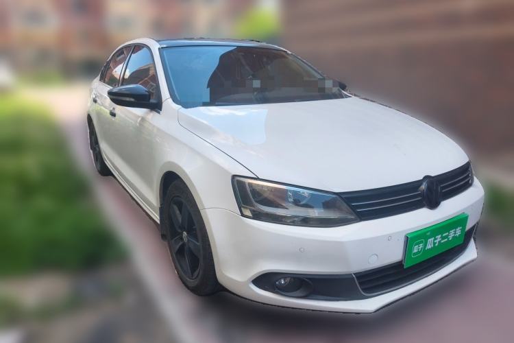 Used Volkswagen Sagitar 2012 1.4TSI Automatic Flagship Edition Front Right 45 Deg