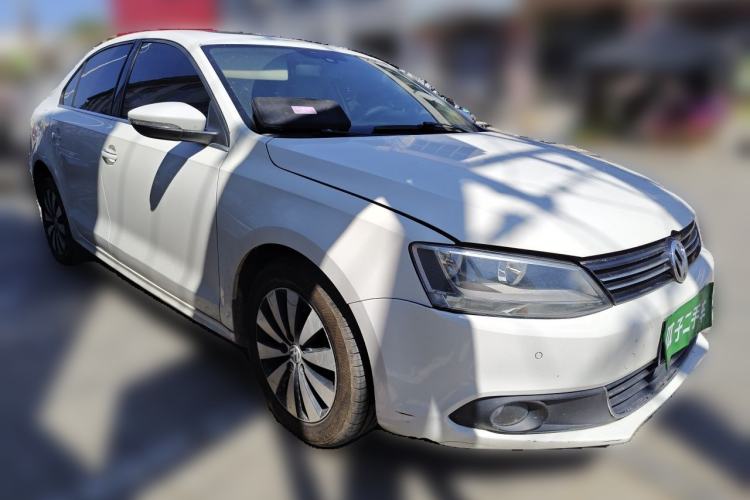 Used Volkswagen Sagitar 2012 1.4TSI Automatic Flagship Edition Front Right 45 Deg