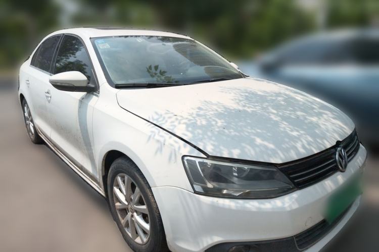 Used Volkswagen Sagitar 2012 1.6L Automatic Comfort Edition Front Right 45 Deg