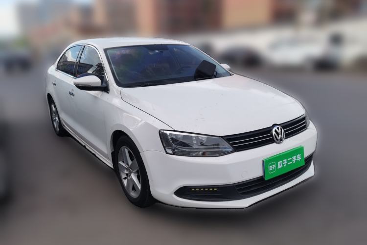 Used Volkswagen Sagitar 2012 1.6L Automatic Fashion Edition Front Right 45 Deg