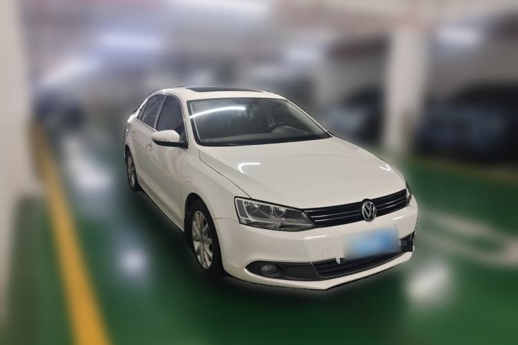 Used Volkswagen Sagitar 2012 1.6L Automatic Comfort Edition Front Right 45 Deg