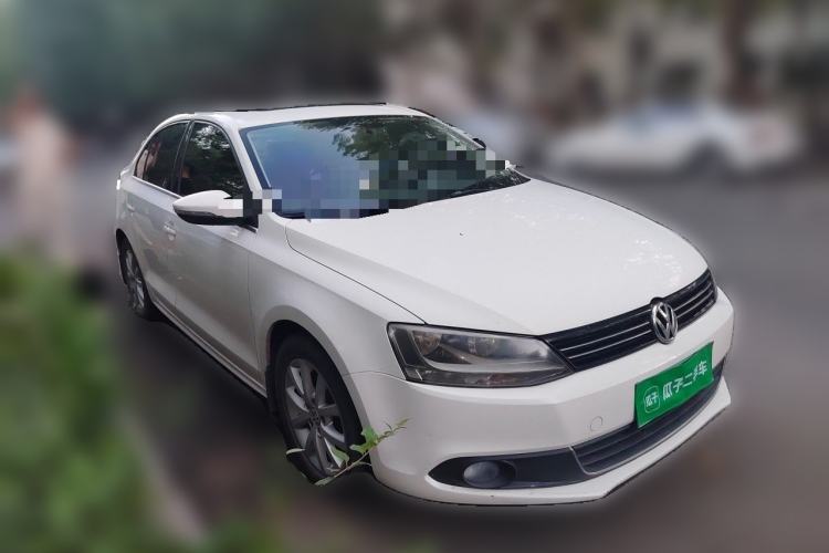 Used Volkswagen Sagitar 2012 1.6L Automatic Comfort Edition Front Right 45 Deg