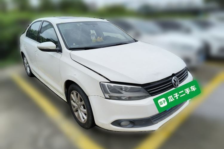 Used Volkswagen Sagitar 2012 1.6L Automatic Comfort Edition Front Right 45 Deg