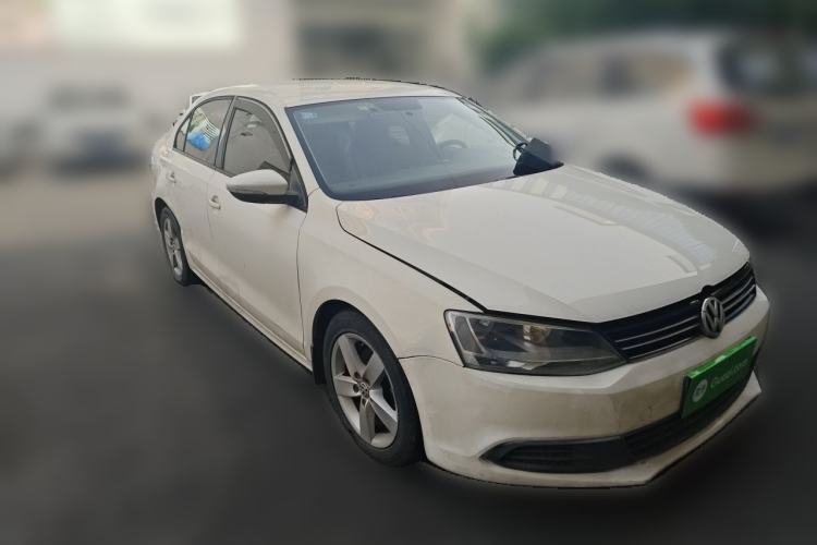 Used Volkswagen Sagitar 2012 1.6L Automatic Fashion Edition Front Right 45 Deg
