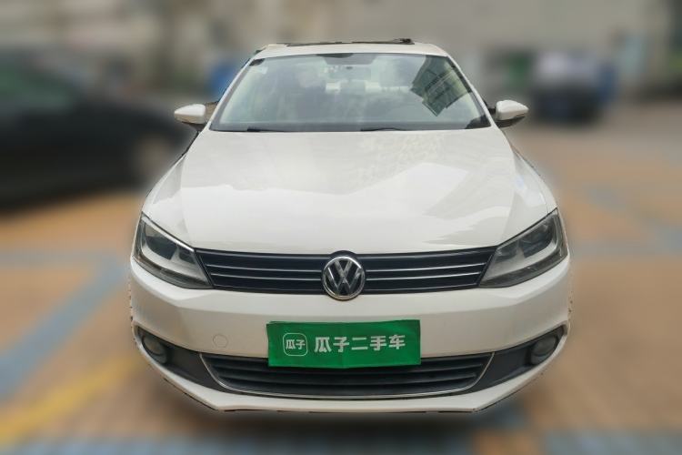 Used Volkswagen Sagitar 2012 1.6L Automatic Comfort Edition Front