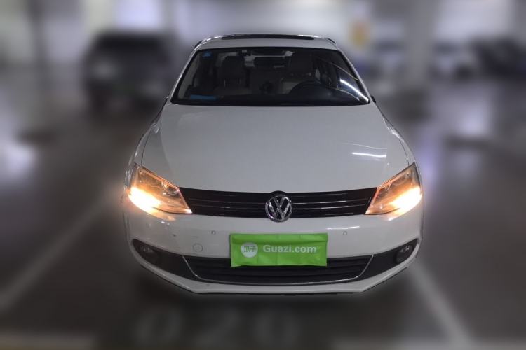 Used Volkswagen Sagitar 2012 1.4TSI Manual Luxury Model Front
