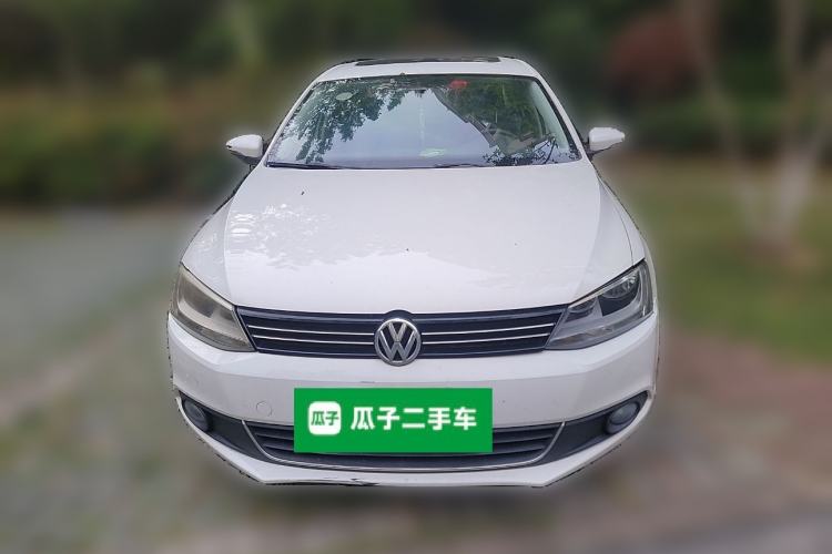 Used Volkswagen Sagitar 2012 1.6L Automatic Comfort Edition Front