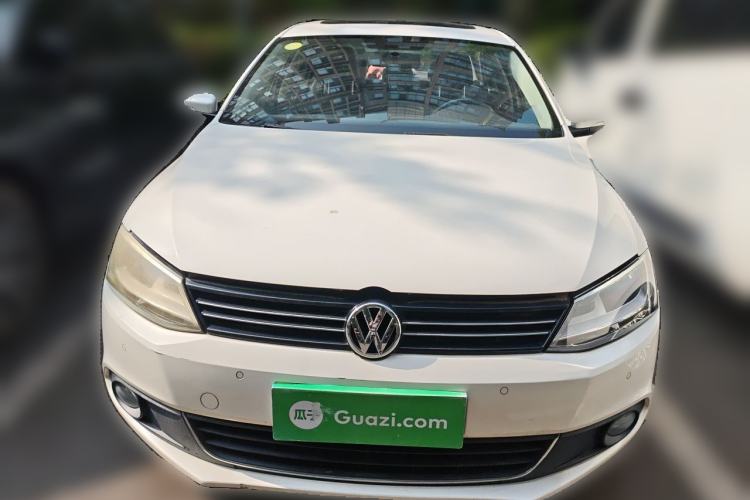 Used Volkswagen Sagitar 2012 1.4TSI Automatic Luxury Edition Front