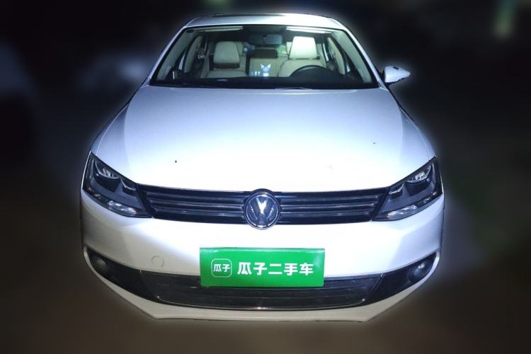 Used Volkswagen Sagitar 2012 1.6L Automatic Comfort Edition Front
