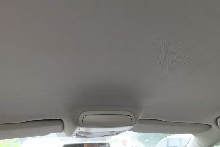 Used Volkswagen Sagitar 2012 1.4TSI Automatic Fashion Edition Headliner