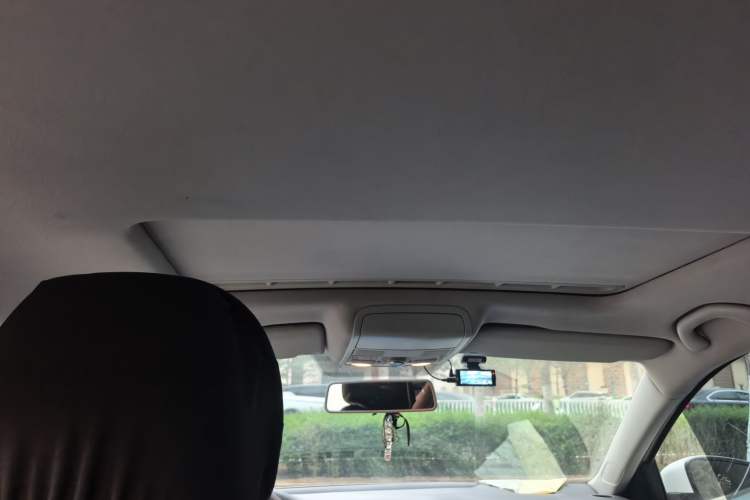 Used Volkswagen Sagitar 2012 1.6L Automatic Comfort Edition Headliner