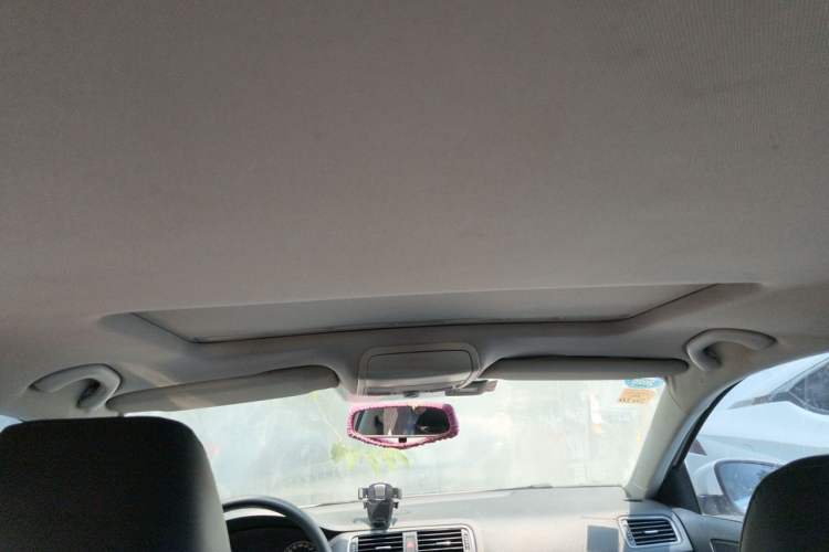 Used Volkswagen Sagitar 2012 1.6L Automatic Comfort Edition Headliner