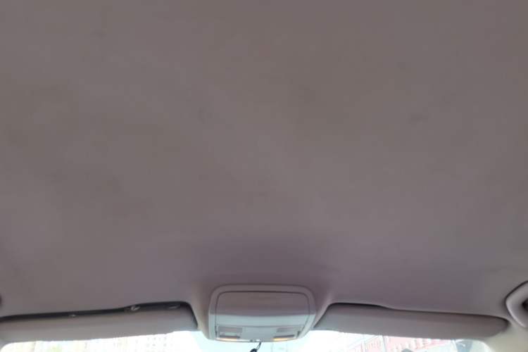 Used Volkswagen Sagitar 2012 1.6L Automatic Fashion Edition Headliner