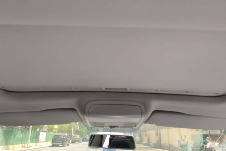 Used Volkswagen Sagitar 2012 1.6L Automatic Comfort Edition Headliner
