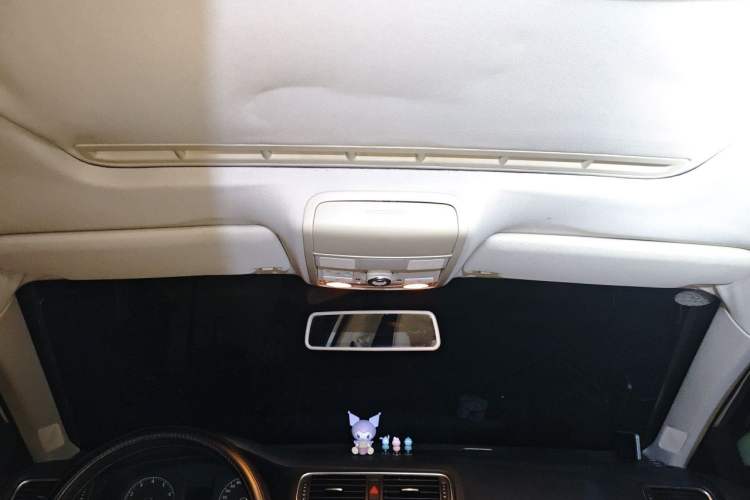 Used Volkswagen Sagitar 2012 1.6L Automatic Comfort Edition Headliner
