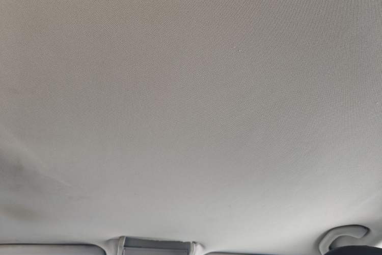 Used Volkswagen Sagitar 2012 1.6L Automatic Fashion Edition Headliner