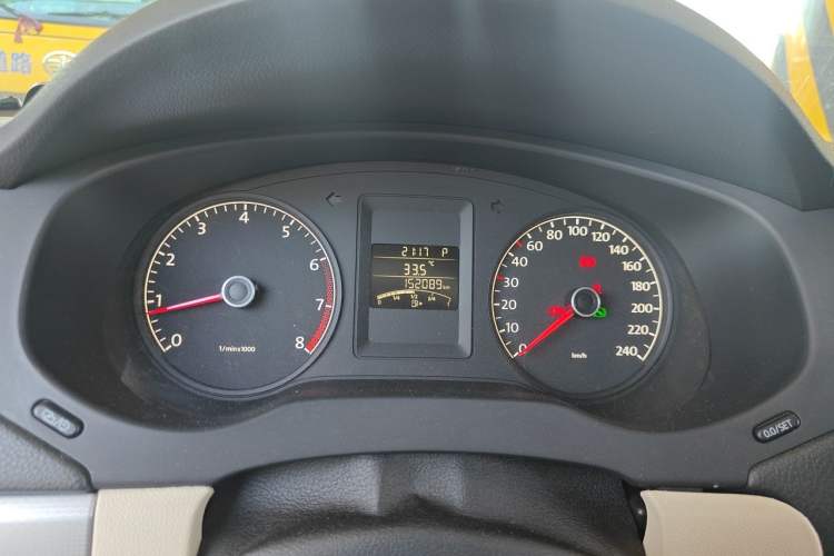 Used Volkswagen Sagitar 2012 1.6L Automatic Comfort Edition Instrument Cluster