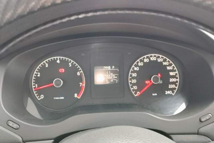 Used Volkswagen Sagitar 2012 1.6L Automatic Comfort Edition Instrument Cluster