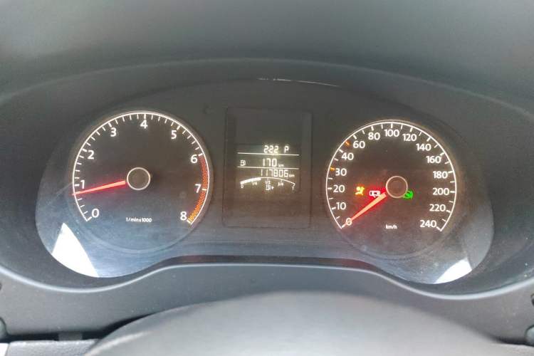 Used Volkswagen Sagitar 2012 1.6L Automatic Comfort Edition Instrument Cluster