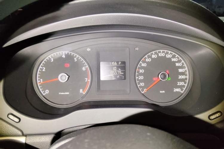 Used Volkswagen Sagitar 2012 1.6L Automatic Comfort Edition Instrument Cluster