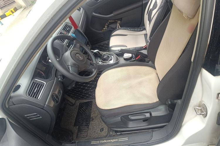 Used Volkswagen Sagitar 2012 1.4TSI Automatic Luxury Edition Left Front Seat