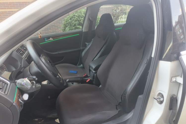 Used Volkswagen Sagitar 2012 1.4TSI Automatic Flagship Edition Left Front Seat