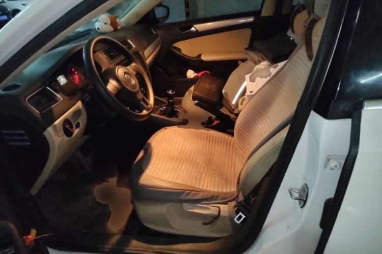 Used Volkswagen Sagitar 2012 1.6L Manual Comfort Model Left Front Seat