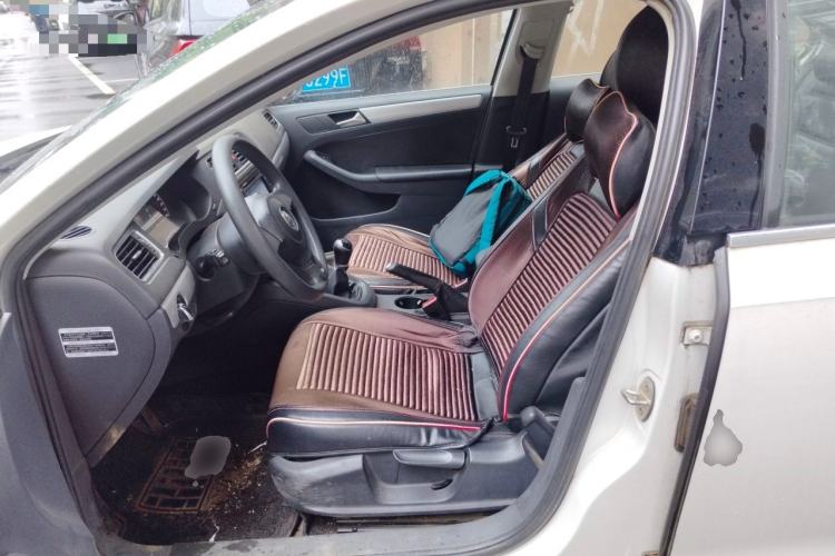 Used Volkswagen Sagitar 2012 1.6L Manual Comfort Model Left Front Seat