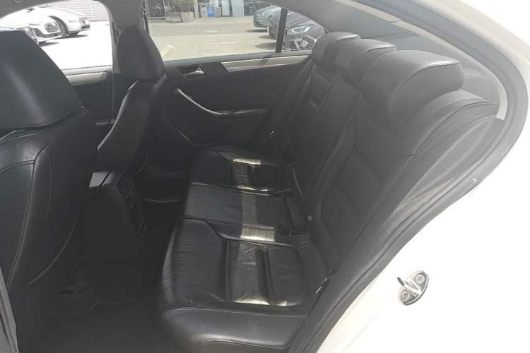 Used Volkswagen Sagitar 2012 1.6L Automatic Comfort Edition Left Rear Seat