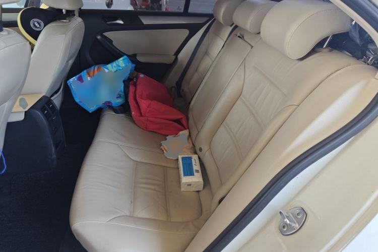 Used Volkswagen Sagitar 2012 1.6L Automatic Comfort Edition Left Rear Seat