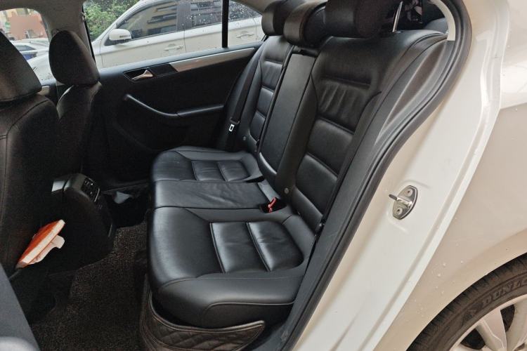Used Volkswagen Sagitar 2012 1.4TSI Automatic Luxury Edition Left Rear Seat