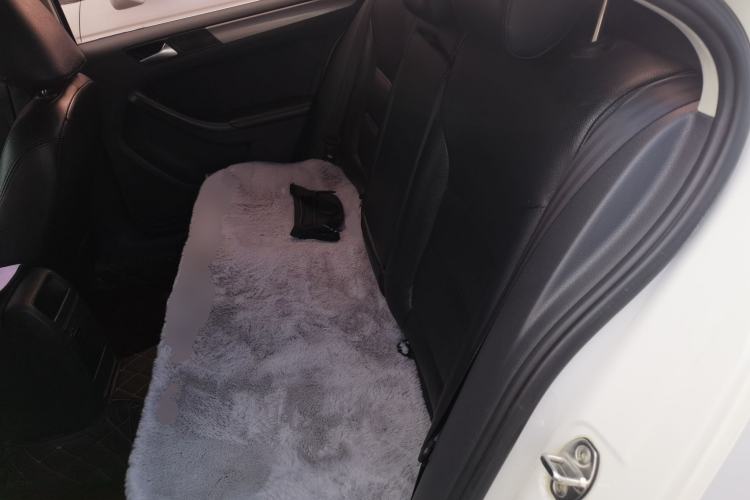 Used Volkswagen Sagitar 2012 1.6L Automatic Fashion Edition Left Rear Seat