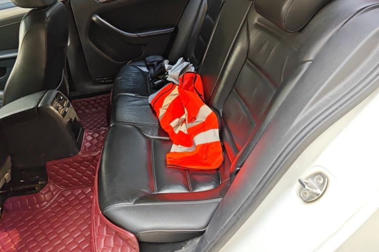 Used Volkswagen Sagitar 2012 1.6L Manual Comfort Model Left Rear Seat