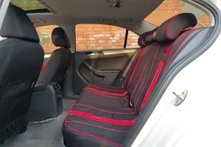 Used Volkswagen Sagitar 2012 1.6L Manual Comfort Model Left Rear Seat