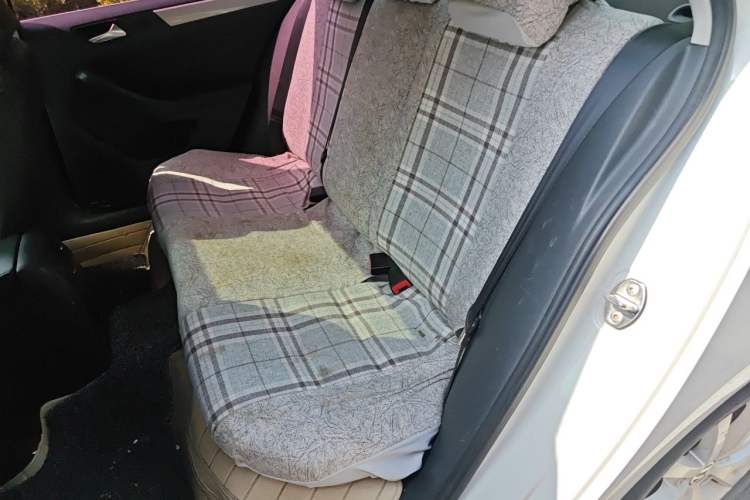 Used Volkswagen Sagitar 2012 1.4TSI Manual Luxury Model Left Rear Seat