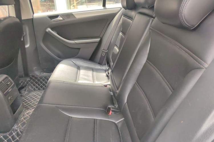 Used Volkswagen Sagitar 2012 1.6L Automatic Comfort Edition Left Rear Seat
