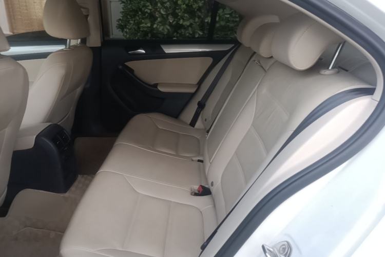 Used Volkswagen Sagitar 2012 1.4TSI Automatic Luxury Edition Left Rear Seat