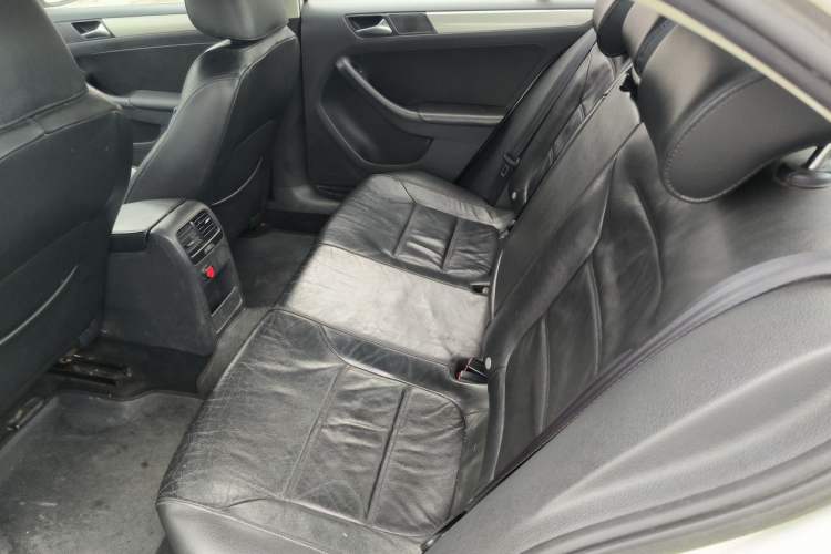 Used Volkswagen Sagitar 2012 1.6L Automatic Comfort Edition Left Rear Seat