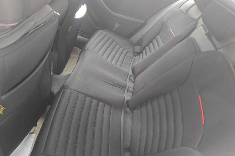 Used Volkswagen Sagitar 2012 1.6L Automatic Comfort Edition Left Rear Seat