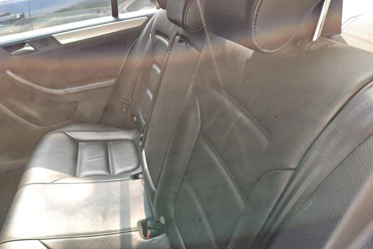 Used Volkswagen Sagitar 2012 1.4TSI Automatic Luxury Edition Left Rear Seat